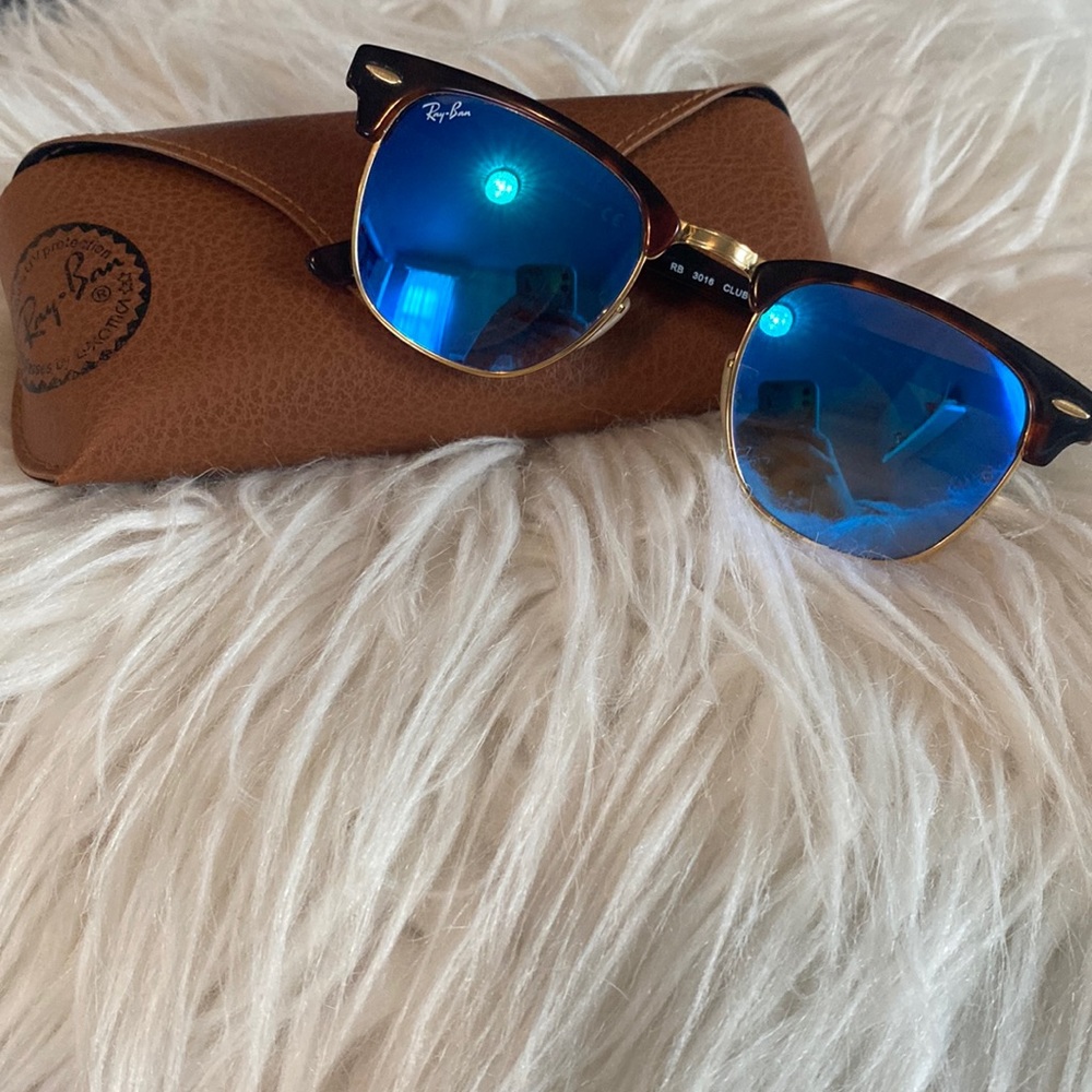 Ray-Ban Sunglasses